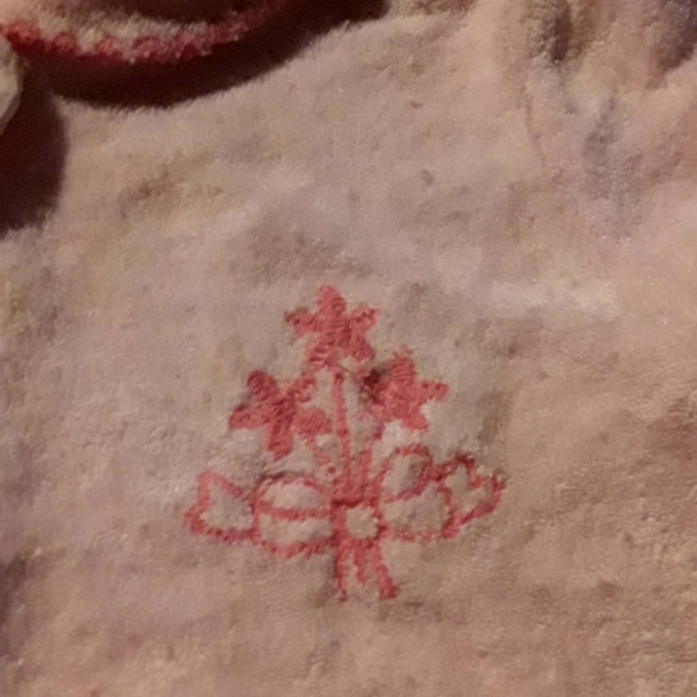 CARTER'S Pale Pink  Baby  Sleeper . - Picture 2 of 4